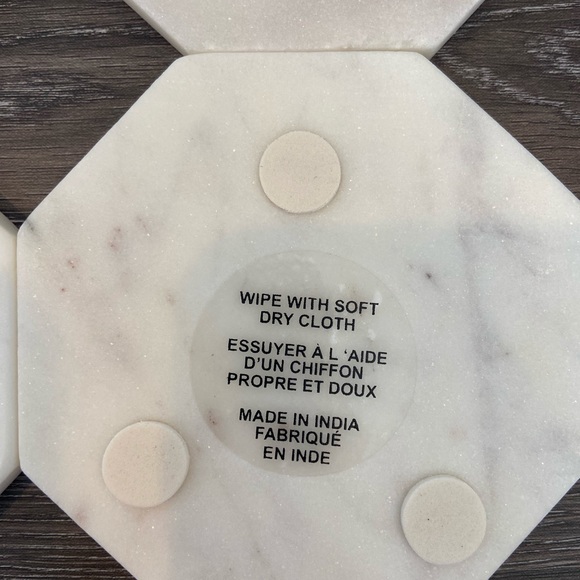 4 Coasters - Picture 7 of 8